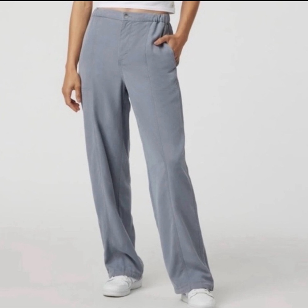 Vuori Coastline Pants in blue gray XS